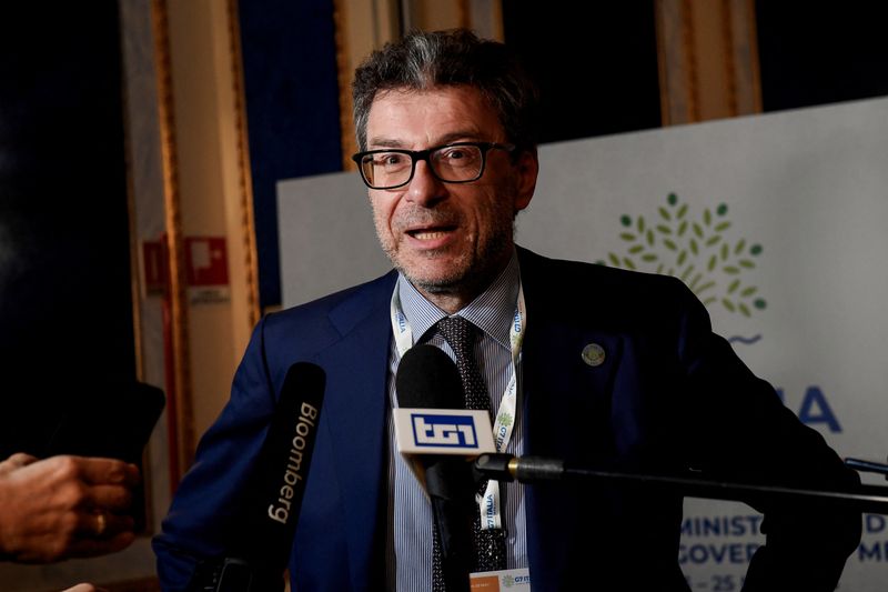 Italy's budget deficit could fall below 3% of GDP this year, Finance Minister says
