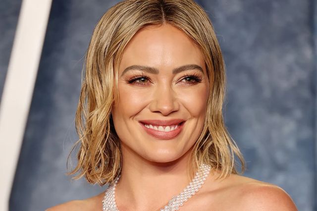 Hilary Duff firma con Atlantic Records y prepara nuevo álbum de estudio