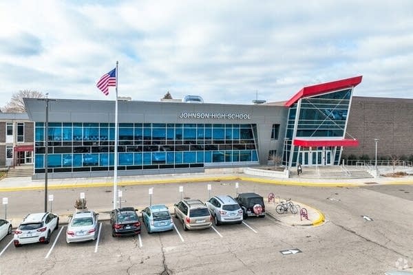 Student arrested after bringing gun to St. Paul school