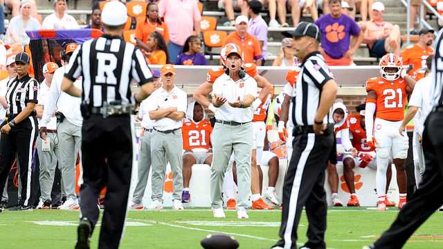 Syracuse defeats Clemson, 34