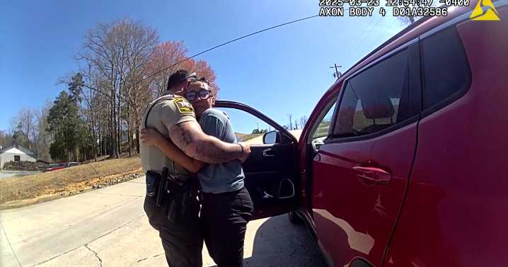 On cam: NC deputy's kindness turns tense traffic stop into heartwarming moment :: WRAL.com