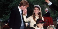 36 años de la boda de Charles Spencer y Victoria Lockwood: así era el vestido de novia medieval de la cuñada de Diana de Gales