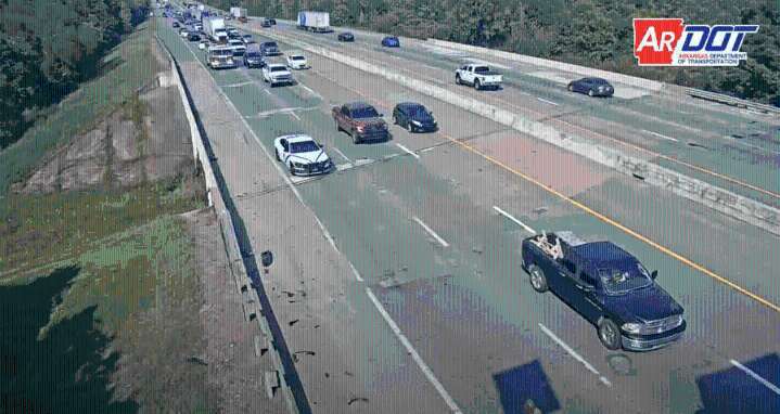 Multi-vehicle crash blocks multiple Westbound I-30 lanes near Little Rock