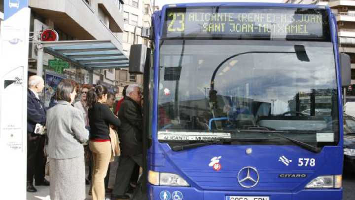 Caos en el transporte: Alcoyana anuncia huelga indefinida desde el 3 de octubre por autobuses “inseguros”