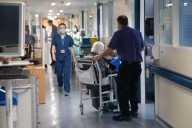 More than 800 excess deaths because of long A&E waits, says medical body