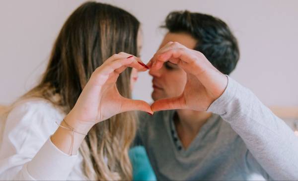 Shock por los tres signos más enamoradizos, según la IA