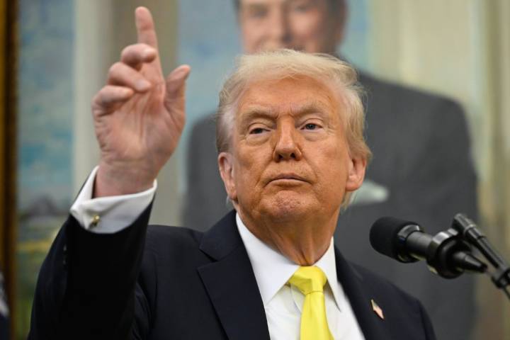 Confirma Trump que autorizó a la CIA operar en Venezuela
