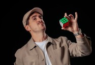 Magia mental y humor: Agustín Saitta regresa a Villa de Merlo tras ser premiado internacionalmente