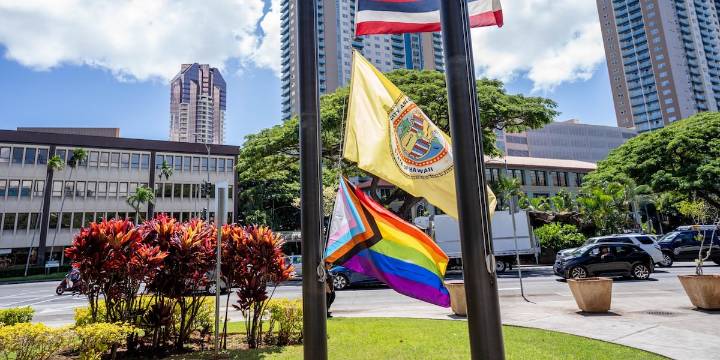 Honolulu Mayor directed pride flag be raised throughout October