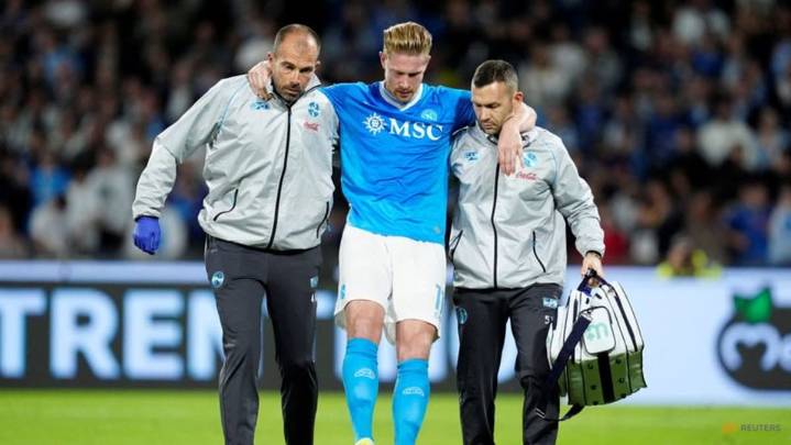 De Bruyne undergoes successful surgery after thigh injury taking penalty