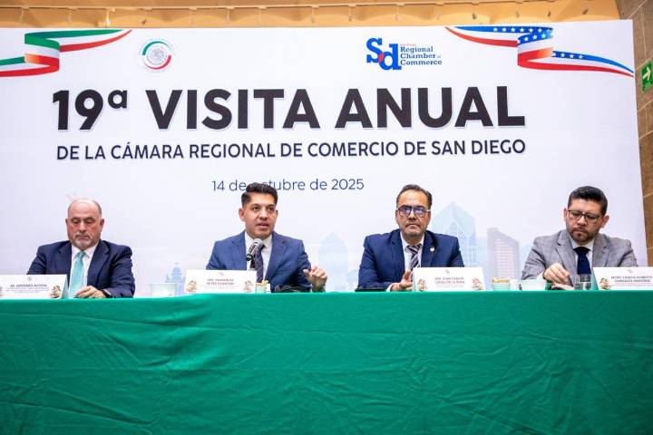 Participa Juan Carlos Loera en reunión con líderes empresariales de la Cámara Regional de Comercio de San Diego