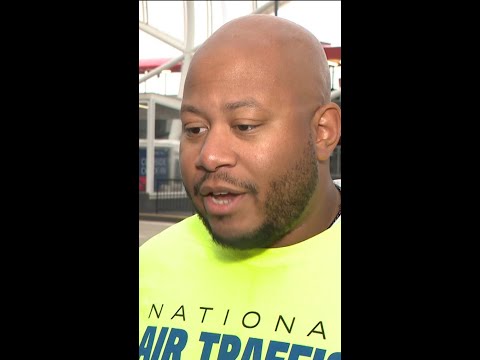 Air Traffic Controllers work without pay as government shutdown drags on