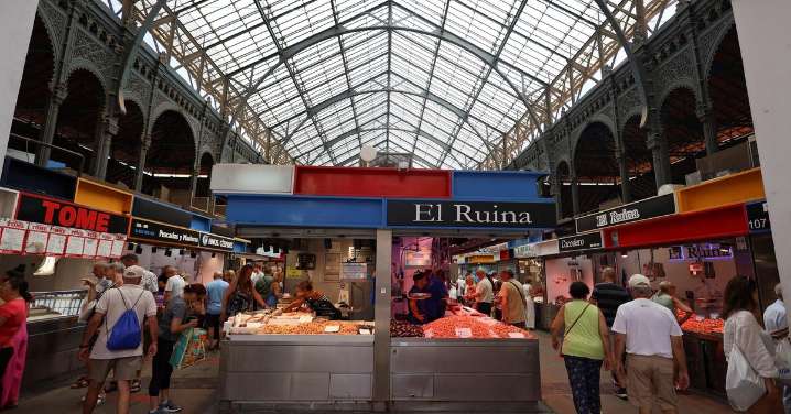El Ayuntamiento saca a concurso el proyecto de reforma de la cubierta del mercado de Atarazanas