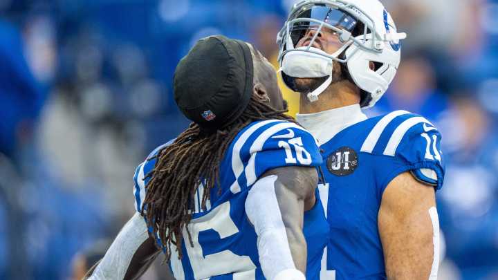 WR Ashton Dulin was used on defense by the Colts vs Arizona