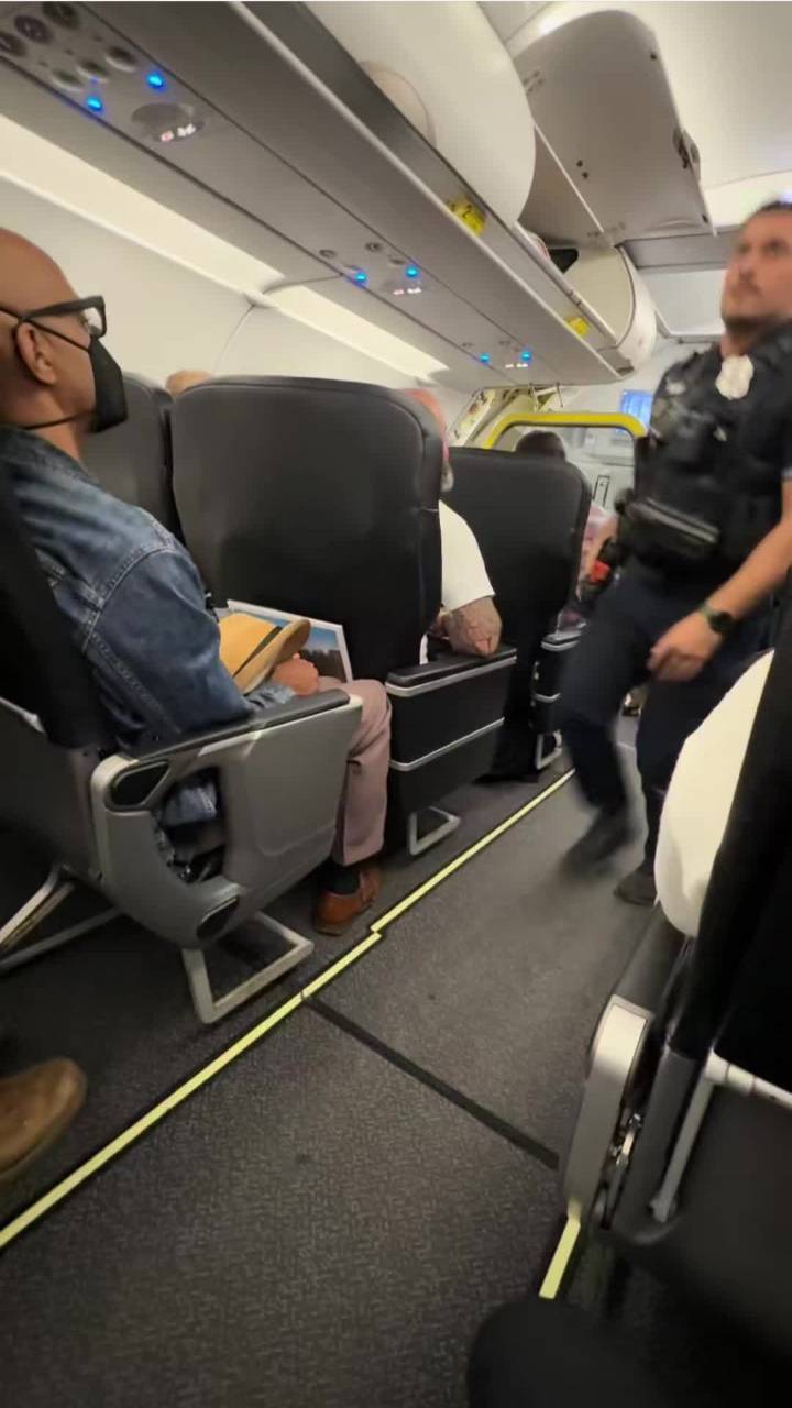 Spirit Airlines removes, bans passenger at Nashville airport