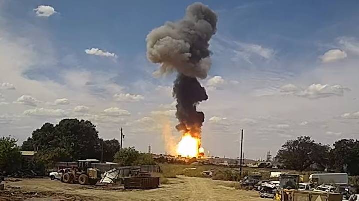 Firefly Aerospace rocket explodes on test stand in Texas. See video
