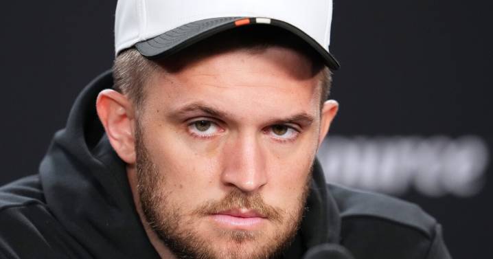 Bengals coach Zac Taylor leaves open the possibility of benching Jake Browning
