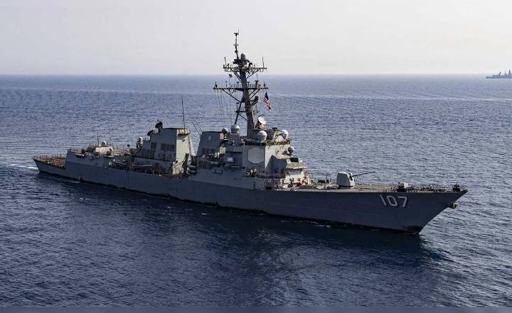 Buque de guerra de EE. UU. llega a Trinidad y Tobago y se intensifica la presión a Venezuela en el Caribe