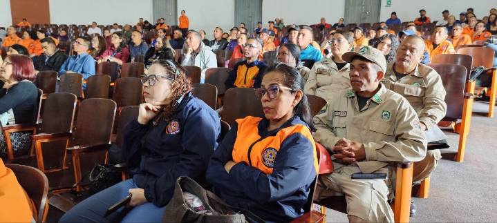 Realizan IV Jornada Educativa por la Reducción de Riesgo de Desastres en Mérida