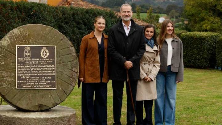 Leonor coge el timón real en Valdesoto con su primer discurso en solitario en un “Pueblo Ejemplar”: “Ha merecido la pena la espera para ver todo lo que habéis logrado con el esfuerzo colectivo”