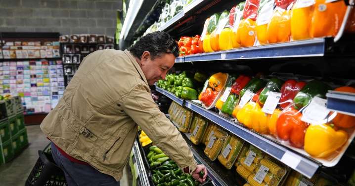 Long Island food banks brace for demand as SNAP funding nears lapse