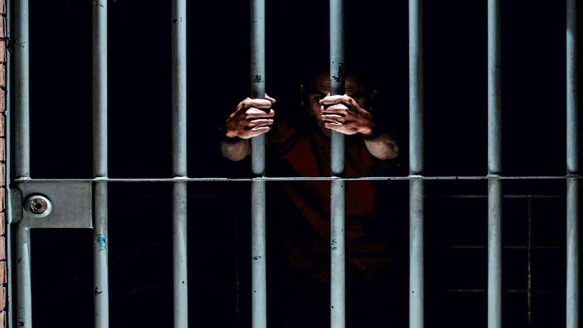Sentencian a 66 años de prisión a feminicida de Tlacolula