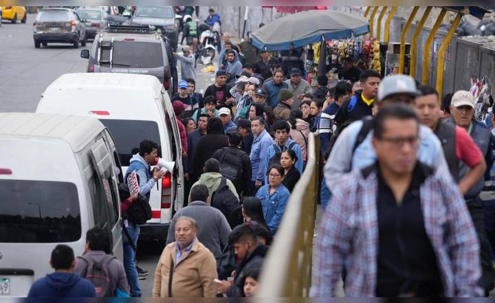Paro de transportistas: los peruanos pagan el precio de la inseguridad y el recorte del Gobierno