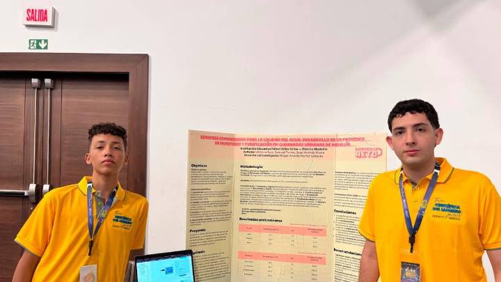 Estudiantes de Medellín triunfaron en evento internacional con proyecto para mejorar la calidad del agua