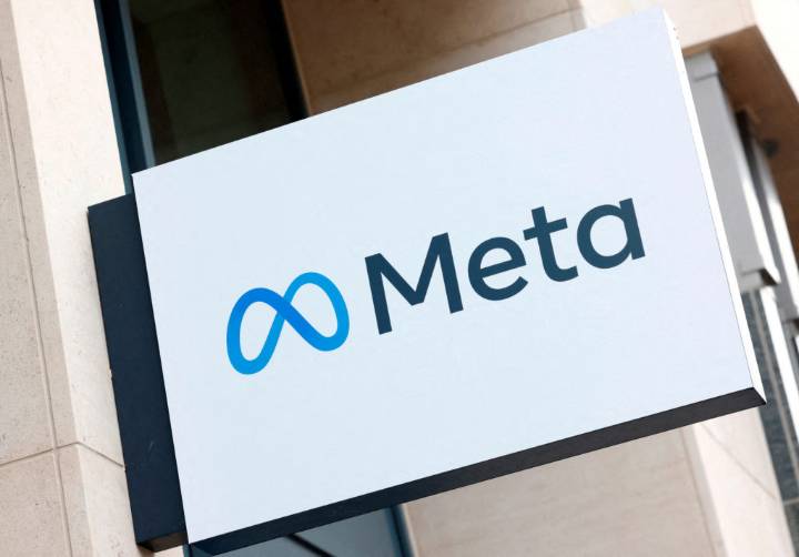 Meta removes Facebook page that tracked ICE in Chicago
