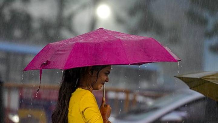 Flood warnings in Tamil Nadu as heavy rain expected to further intensify, coastal areas put on alert