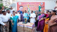 Maharashtra CM flags off trucks carrying Diwali sweets for Army jawans