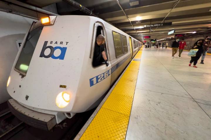 BART riders facing major delays Monday morning