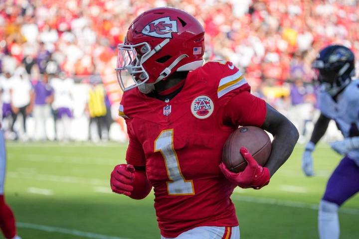 Deadspin | Report: Chiefs WR Xavier Worthy expected to play vs. Jags