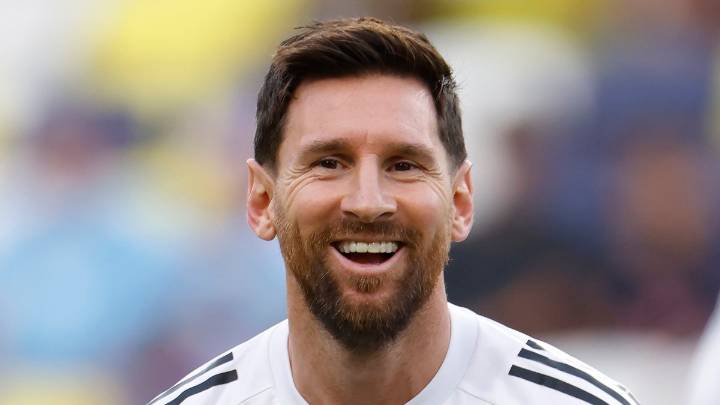 Lionel Messi and Inter Miami sign new contract into 2028