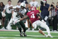 Mendoza throws four TD passes and No. 3 Indiana overwhelms Michigan State 38
