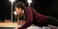 ¿Es malo entrenar de noche? Qué dicen los expertos y cómo puede afectar el sueño