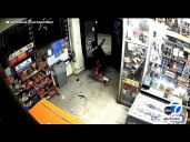 Video shows shocking shootout between LAPD, gunman at liquor store