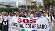 Los trabajadores del Hospital Clínico de Málaga estallan ante la falta de personal