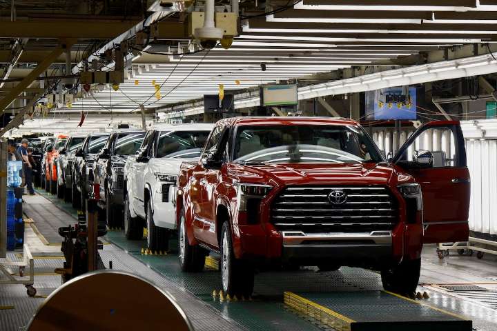 U.S. automakers on track to pay $10-billion in tariffs by end of October