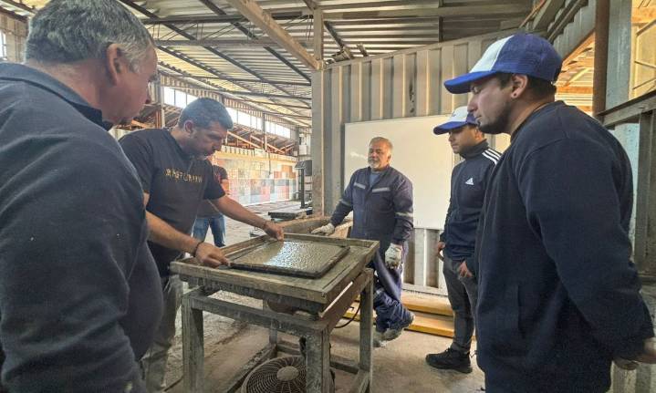 Emprendedores reutilizan escorias de cobre de la ex Fundición Ventanas