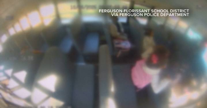 Missouri father allegedly ordered 6-year-old daughter to assault another child