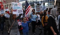 Juez impide al ICE enviar a cárceles para adultos a migrantes que entraron como menores no acompañados a EEUU y cumplen 18 años
