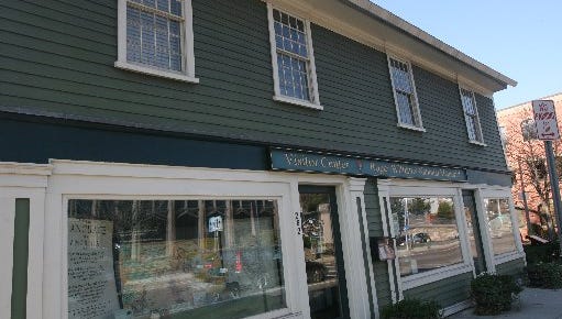 What RI services are affected by the government shutdown