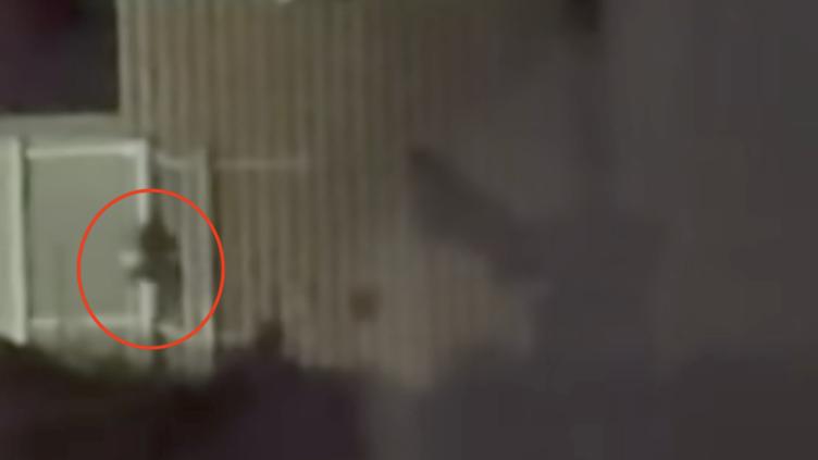 Cayó migrante tras cruzar el muro en El Paso