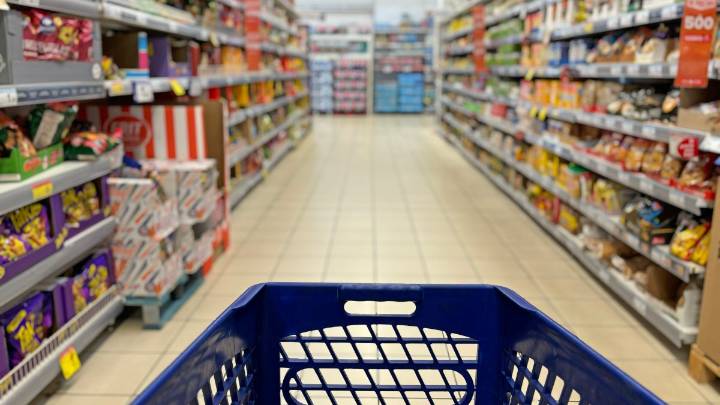 The easiest way to spot the difference between processed and ultraprocessed foods