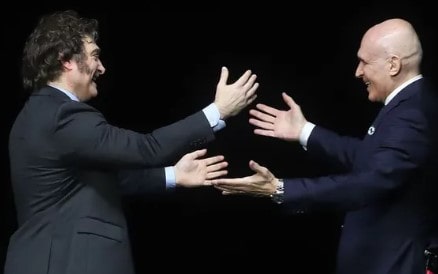 Javier Milei dijo no tener dudas «sobre la honorabilidad de Espert» e insistió en que se trata de una «operación kirchnerista»