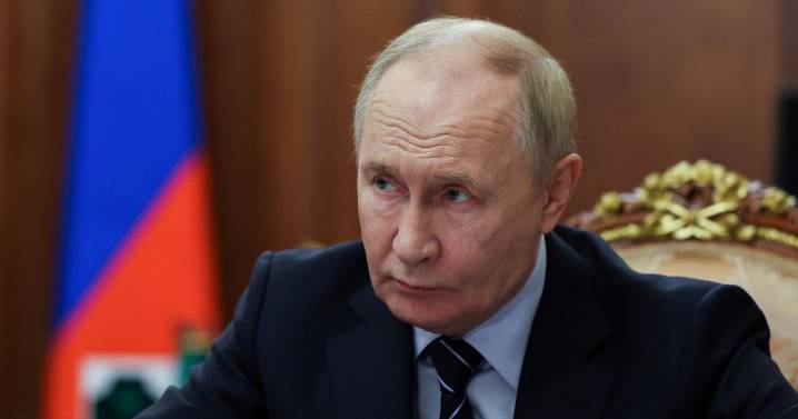 WW3 warning as Russia threatens UK and US with nuclear annihilation over Trump's 'missile plan'