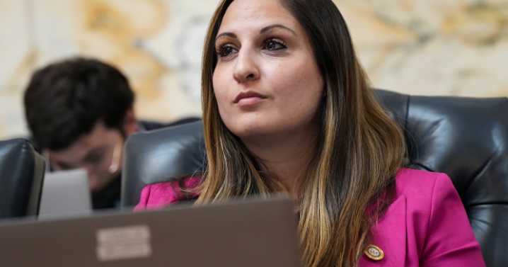 Maryland state senator faces federal charges in alleged blackmail scheme