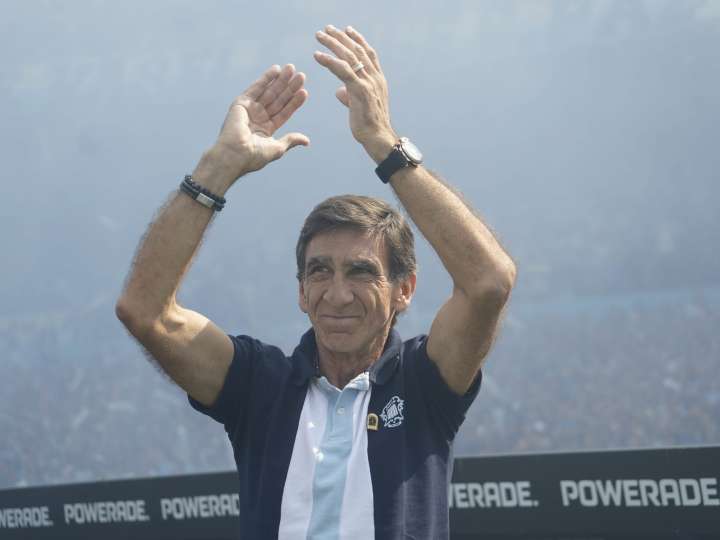 La obsesión de Costas y de todo Racing, en medio del bajón futbolístico: "Tenemos que hacer lo imposible para llegar a Lima"