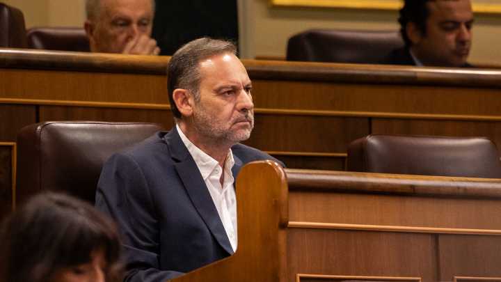 El Supremo crea una pieza de "información sensible" con detalles sobre la "vida íntima" de Ábalos con "terceras personas"
